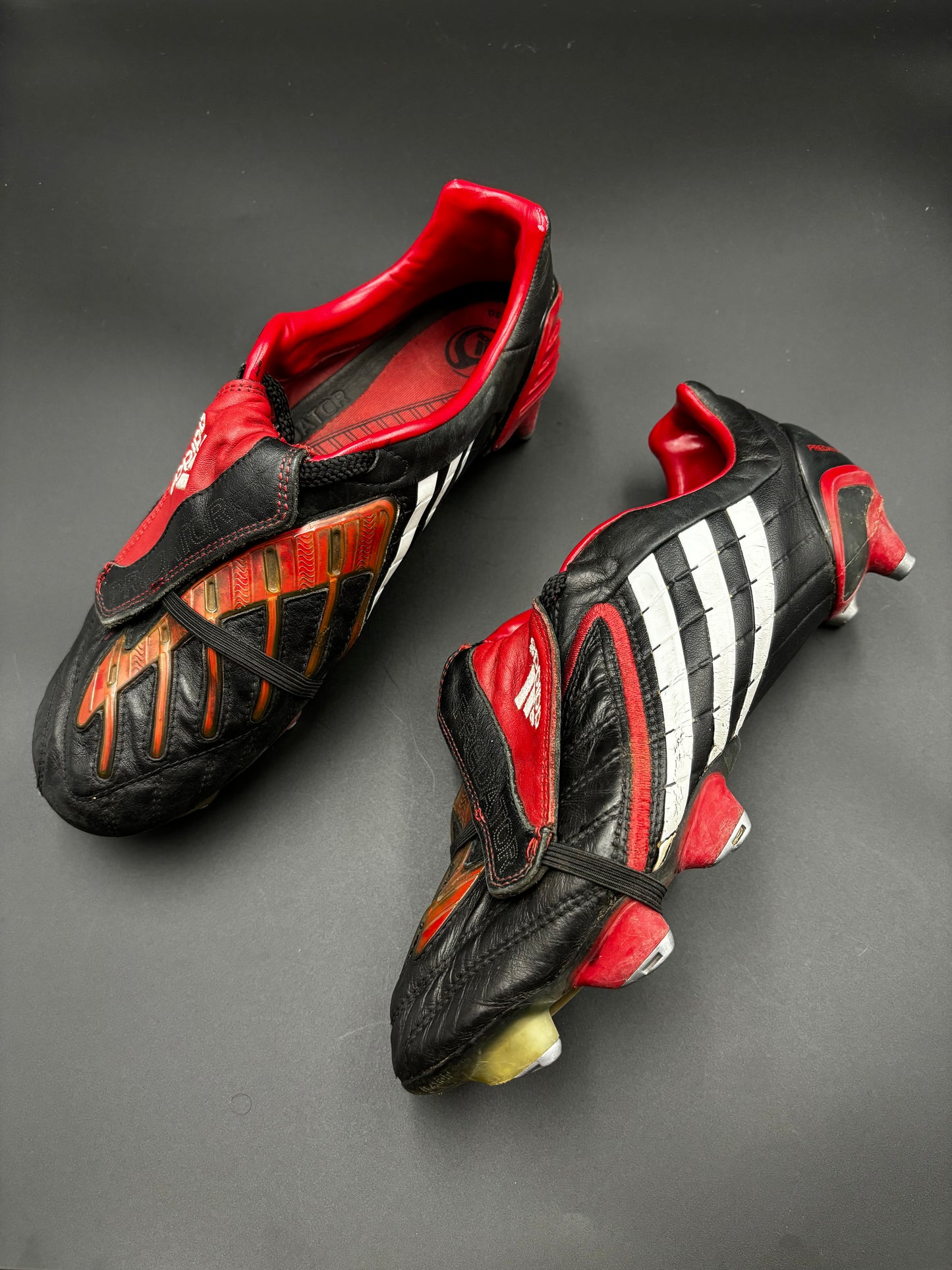 Adidas SG Predator Powerswerve - UK 7.5