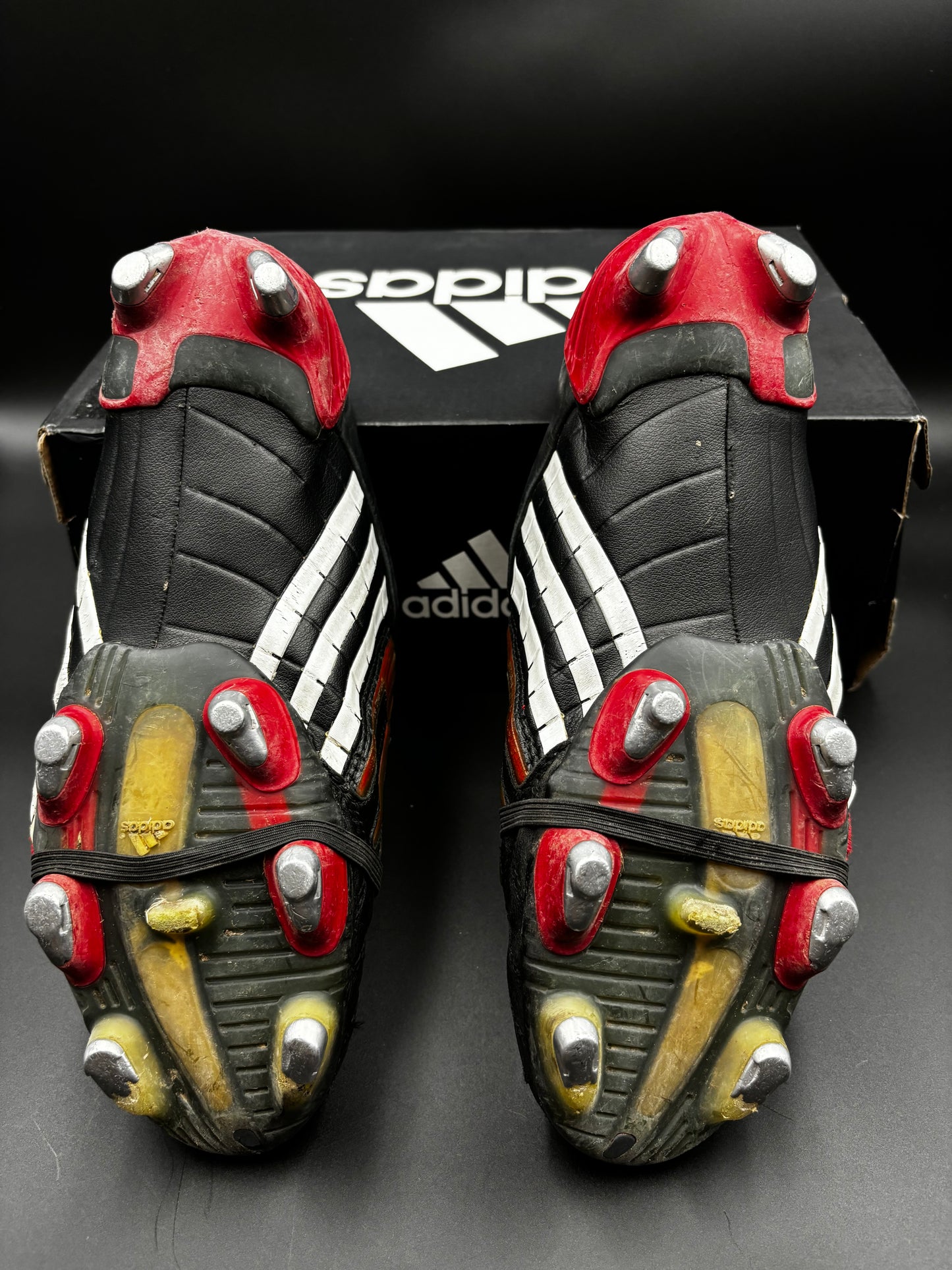 Adidas SG Predator Powerswerve - UK 7.5