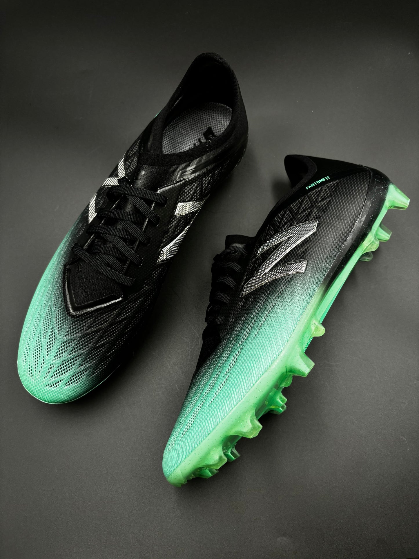 New Balance FG Furon v5 - UK 8